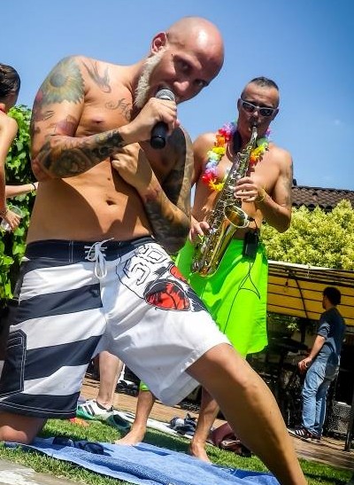 995121_10151708957374642_982952051_n[1]